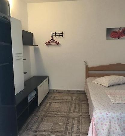 Vila Gino Hotel Costinesti Bagian luar foto