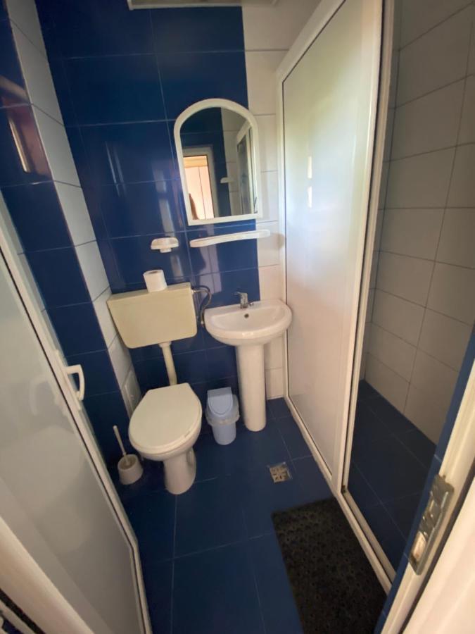 Vila Gino Hotel Costinesti Bagian luar foto