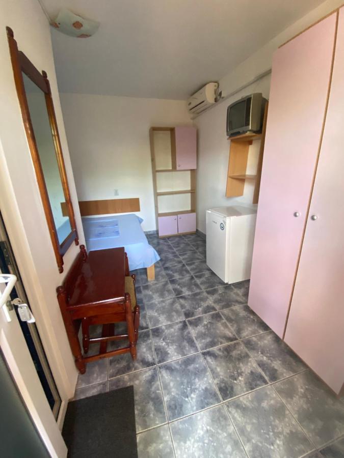 Vila Gino Hotel Costinesti Bagian luar foto