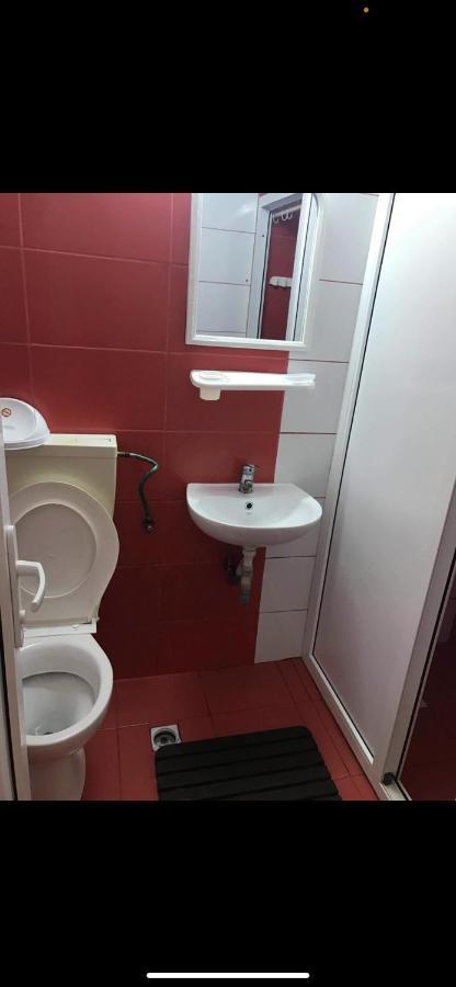 Vila Gino Hotel Costinesti Bagian luar foto